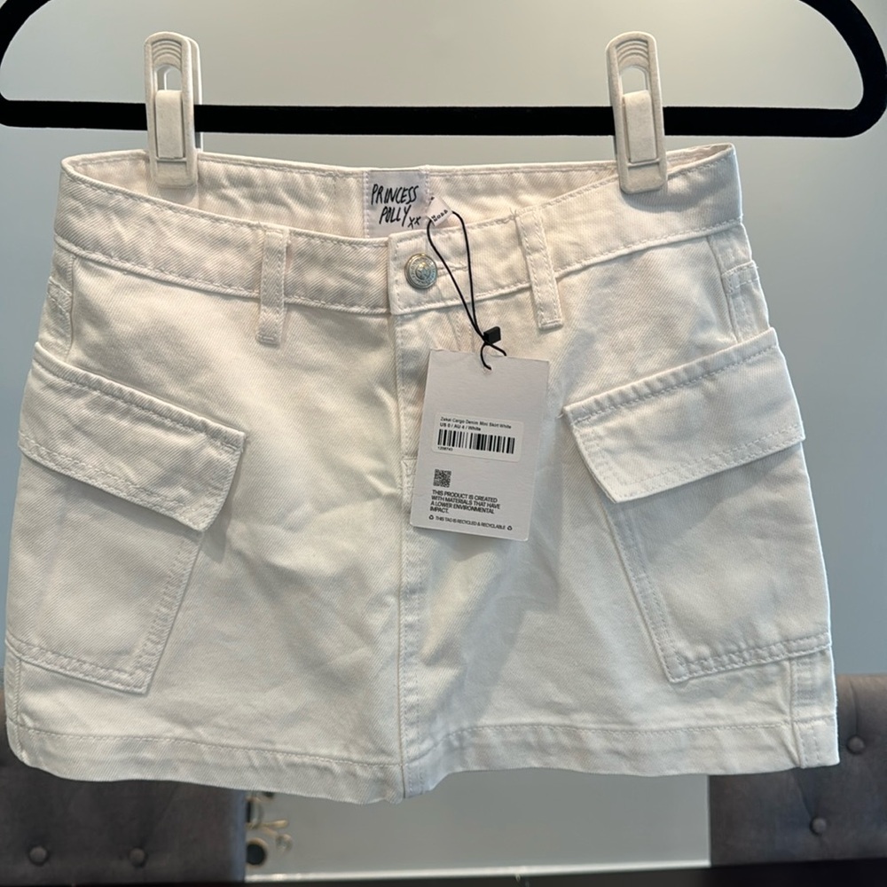 Princess Polly White denim mini cargo skirt size 0 NEW